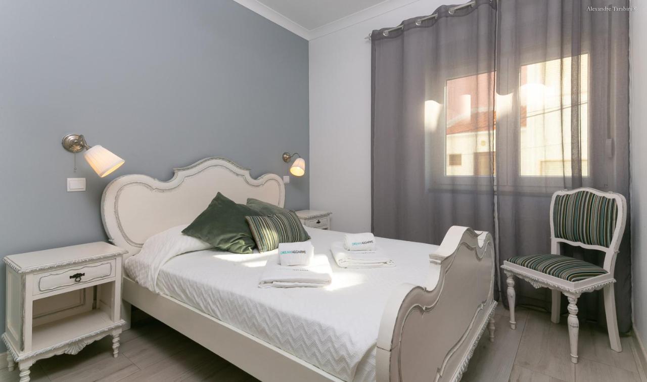 B07 - Maria Vitoria In Center Apartment